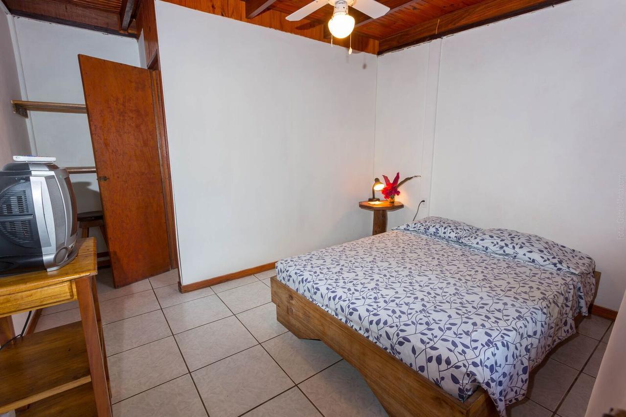 Cabinas Arrecife Кахуита Екстериор снимка