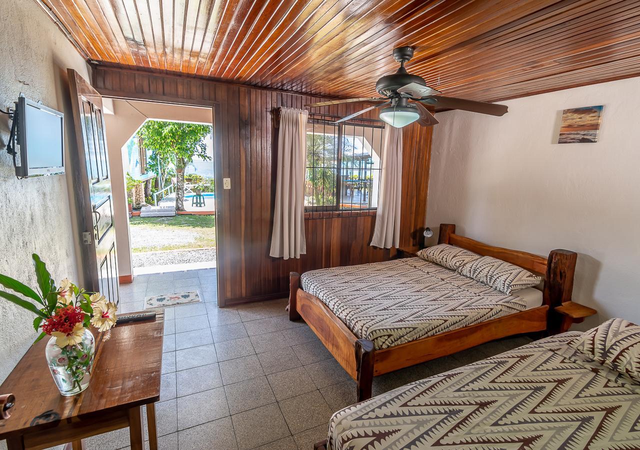 Cabinas Arrecife Кахуита Екстериор снимка