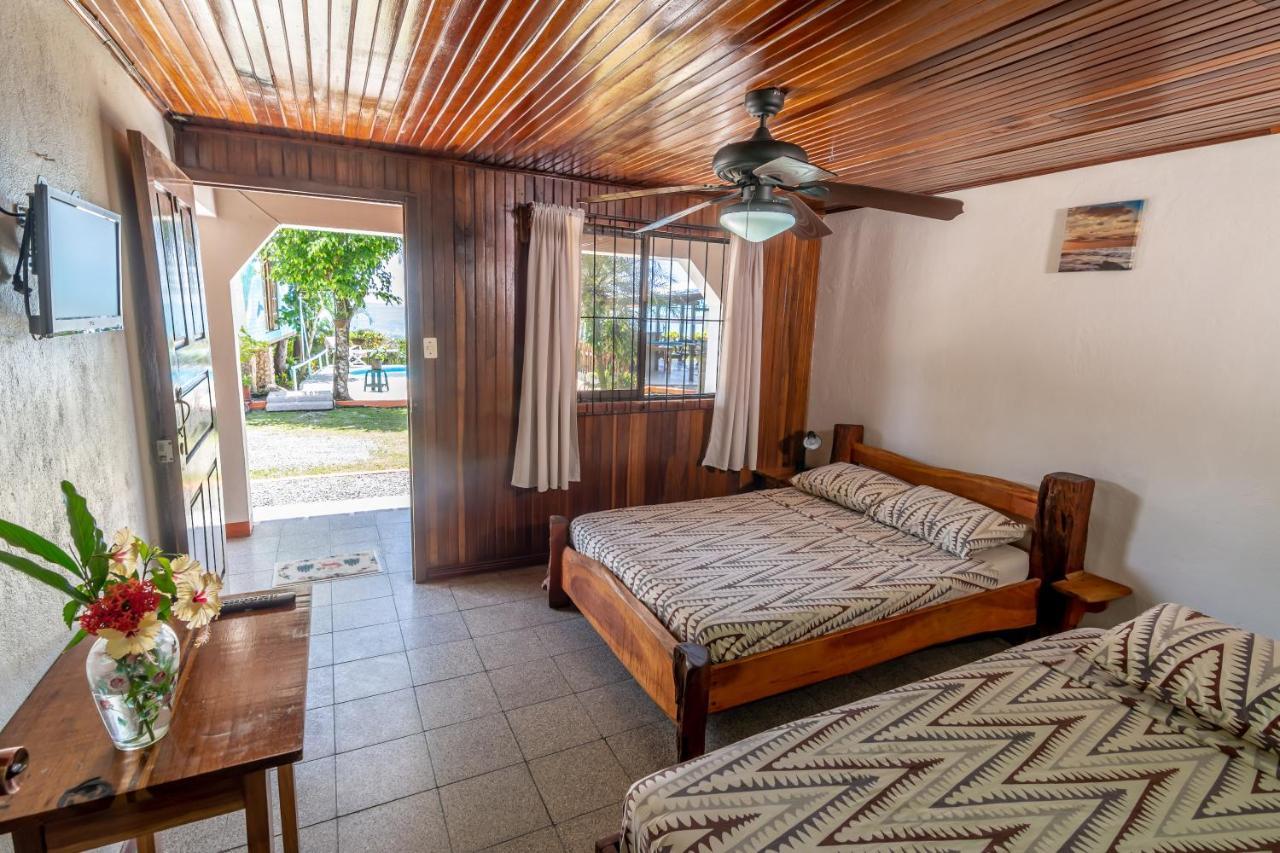 Cabinas Arrecife Кахуита Екстериор снимка