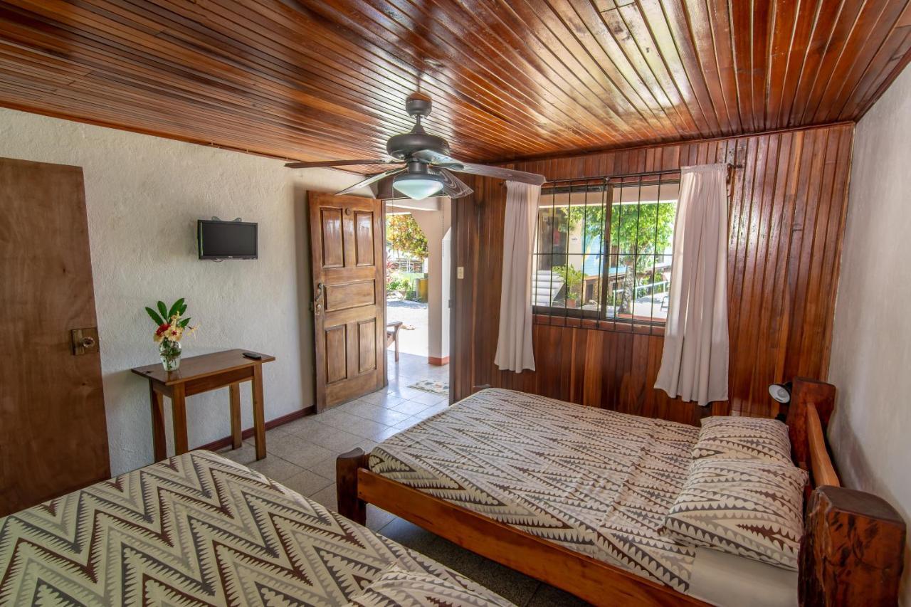 Cabinas Arrecife Кахуита Екстериор снимка